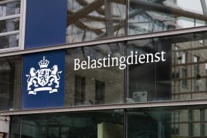 Belastingdienst corrigeert loon DGA
